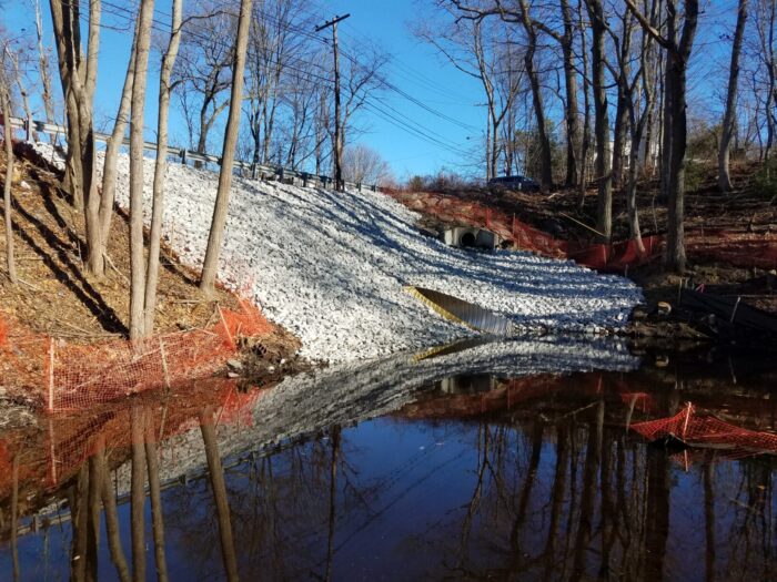 TEWKSBURY - Trull Brook Crossing
